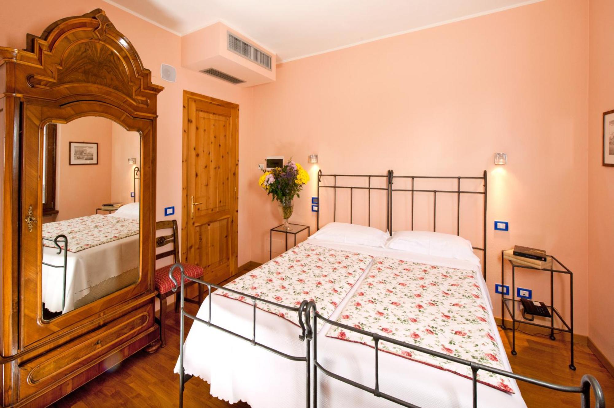 La Locanda Del Notaio Pellio Intelvi Экстерьер фото