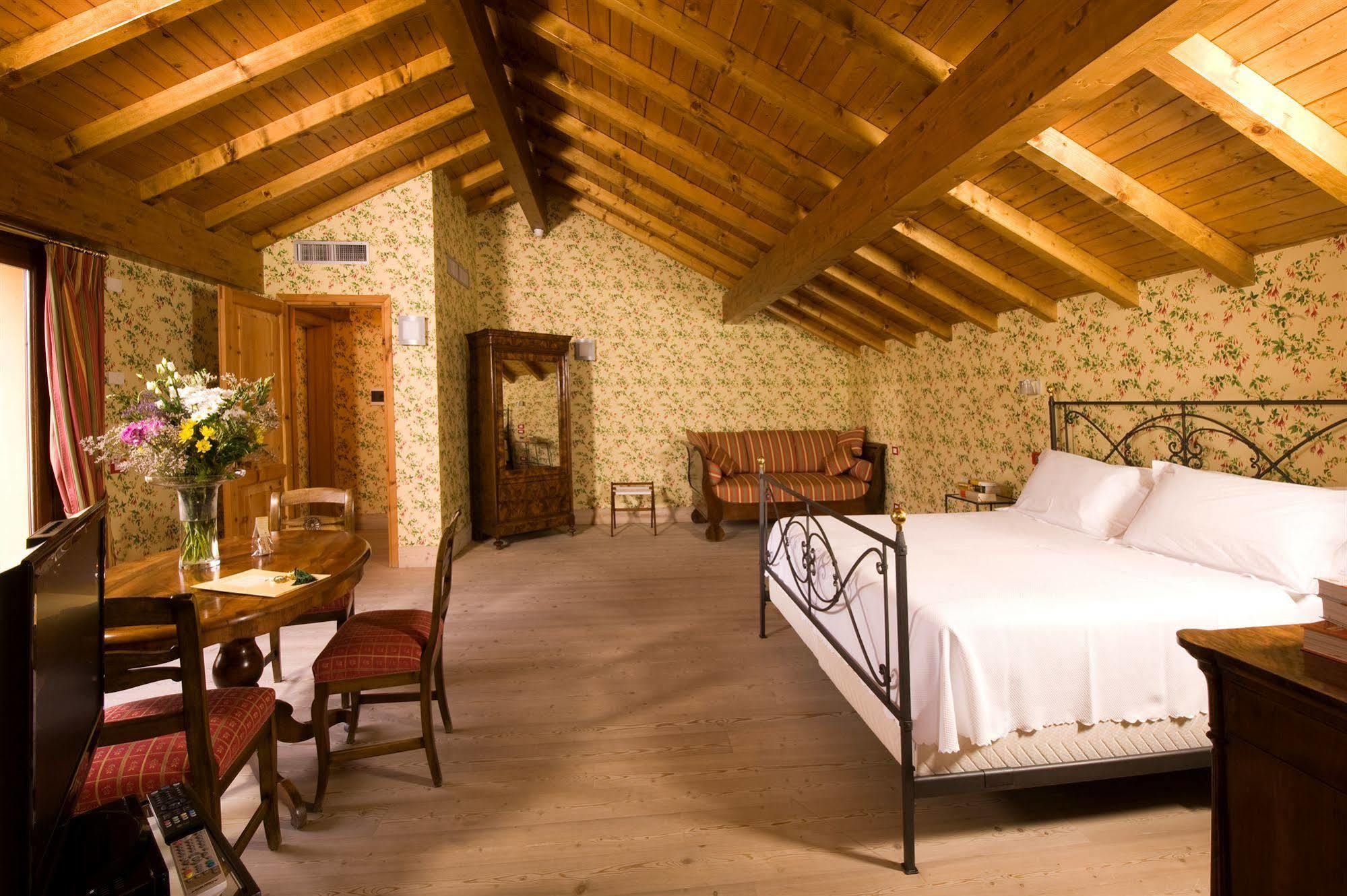 La Locanda Del Notaio Pellio Intelvi Экстерьер фото